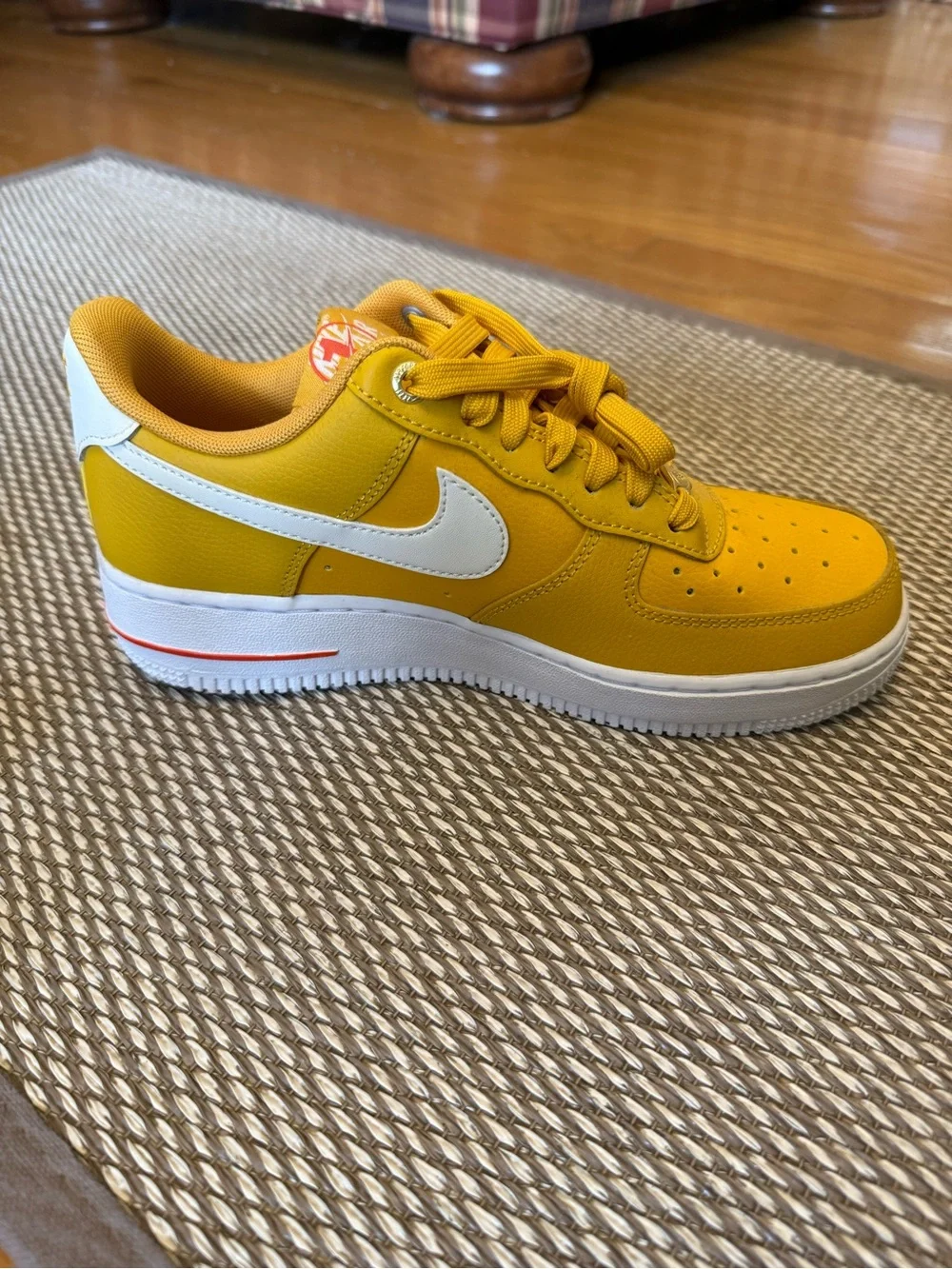 BRAND NEW Gold Nike Air Force 1 07 SE ‘40th Anniversary - Yellow Ochre